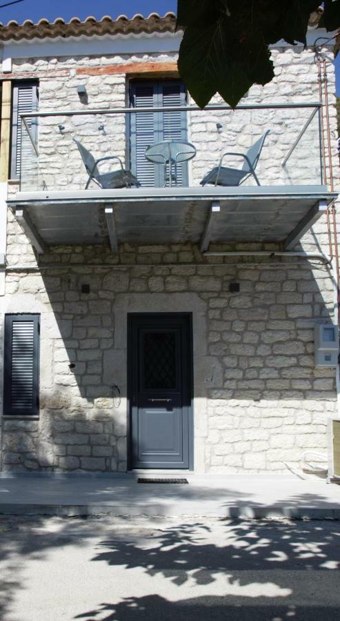 Aknato Villa Vlikhón Exteriör bild