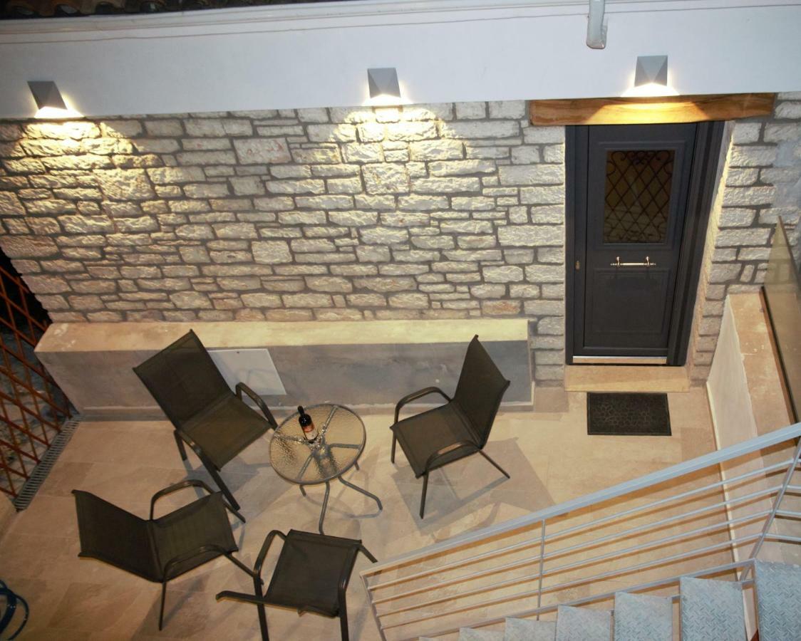 Aknato Villa Vlikhón Exteriör bild