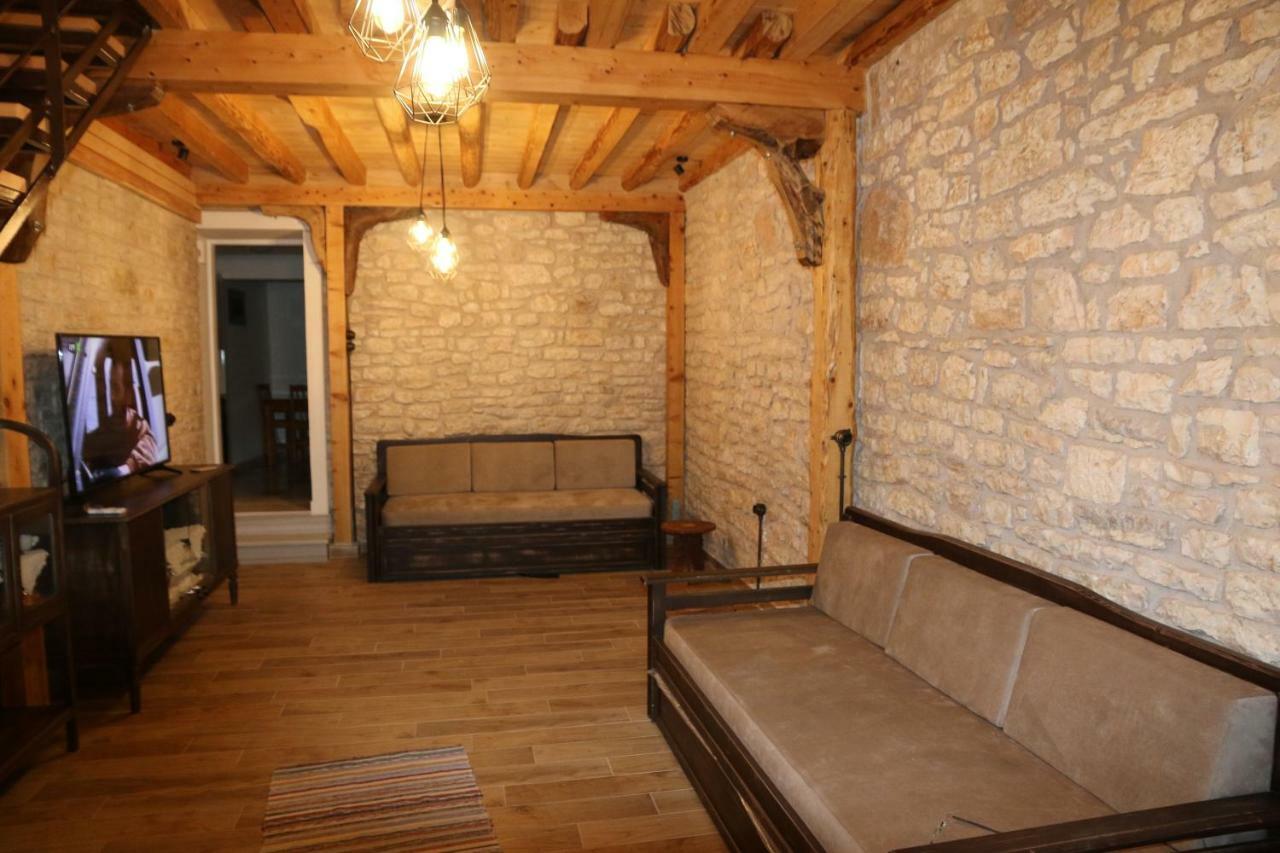 Aknato Villa Vlikhón Exteriör bild